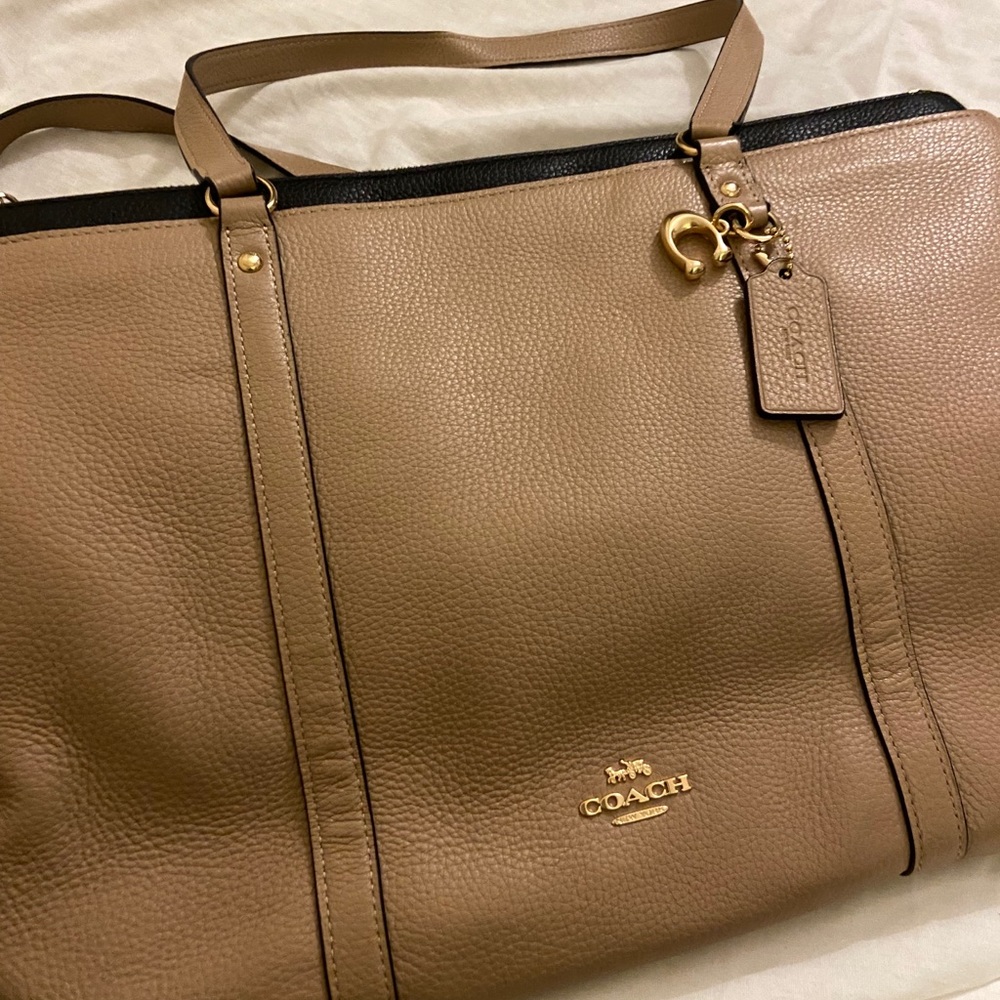 Tan Leather Coach Purse/Shoulder Bag